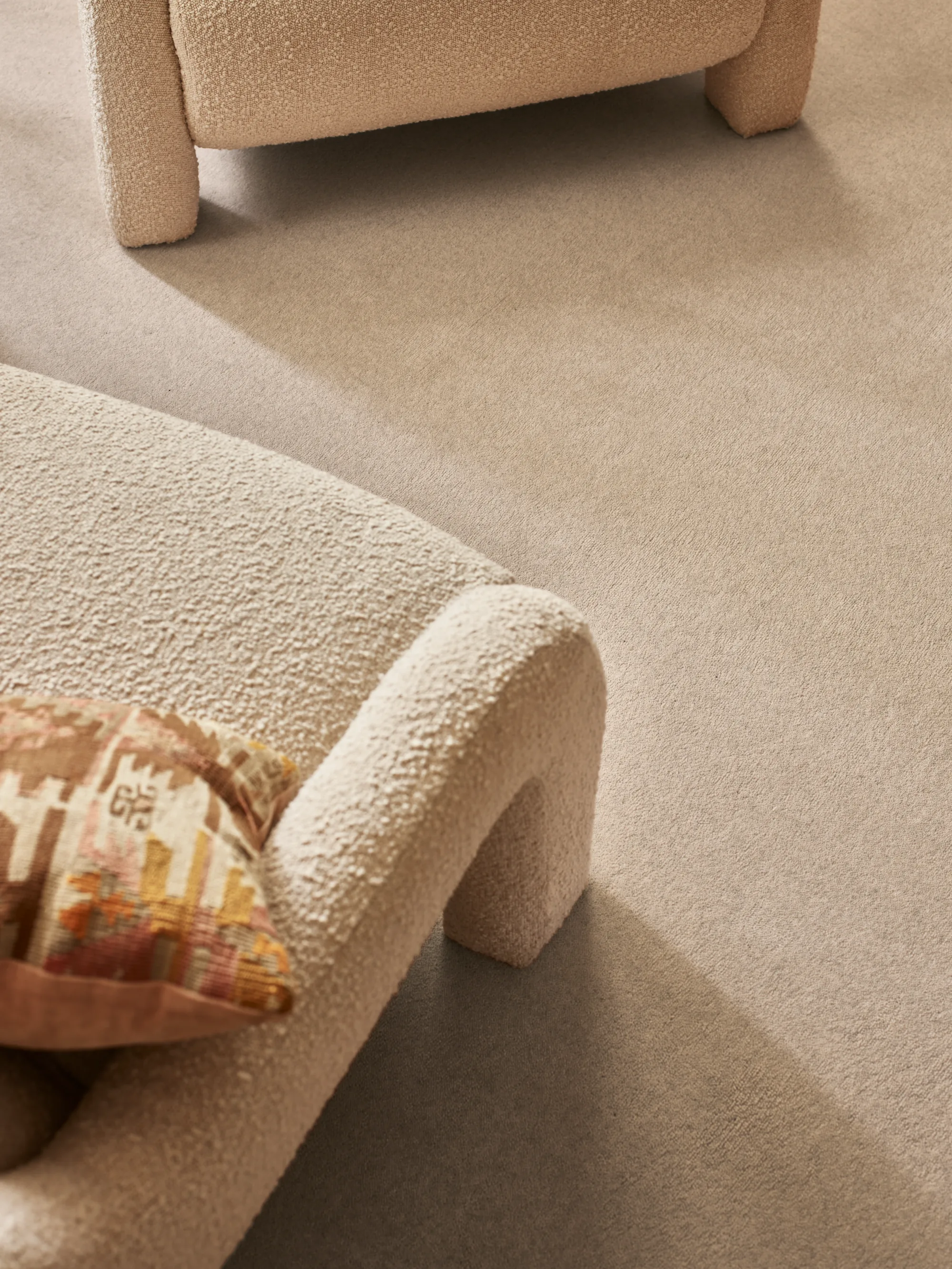 Brintons Lumora White Mist carpet, close detail showing the depth of pile